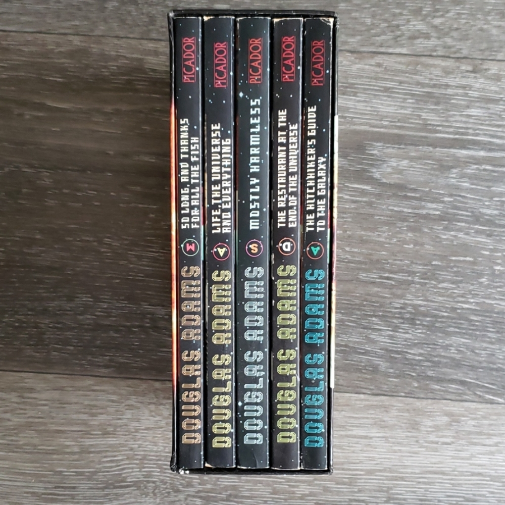 Hitchhiker's Guide To The Galaxy 'trilogy' box set
